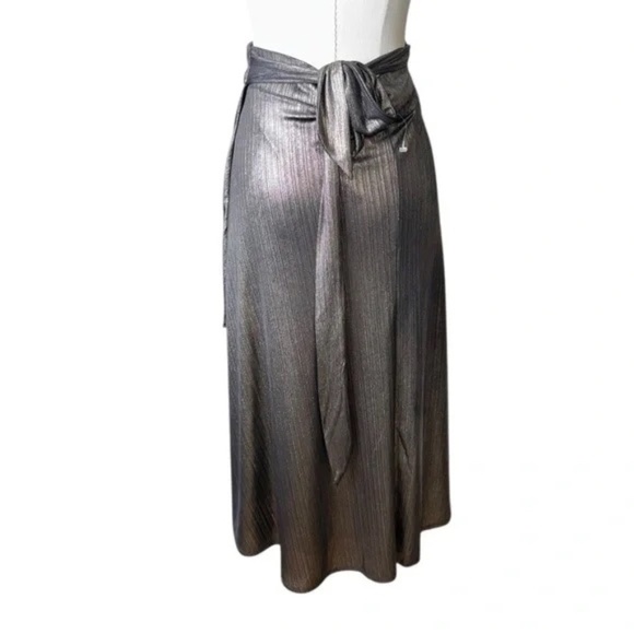 HOUSE OF HARLOW 1960 x REVOLVE Maya Wrap Skirt in Liquid Gold - Picture 4 of 5